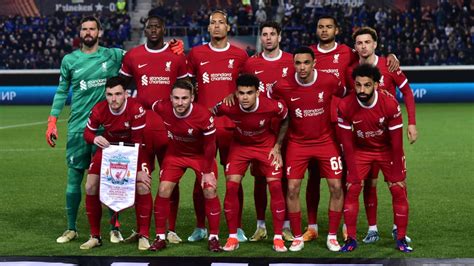 A Liverpool játékosai ünneplik az európai sikert