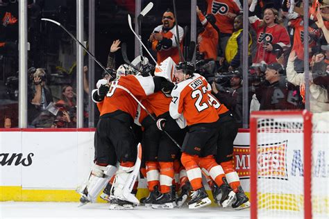 A Philadelphia Flyers csapata jégkorong felszerelésben