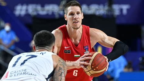 Keller Ákos, a Falco rutinos centere