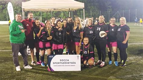 Amatőr futballcsapat öltözői hangulat