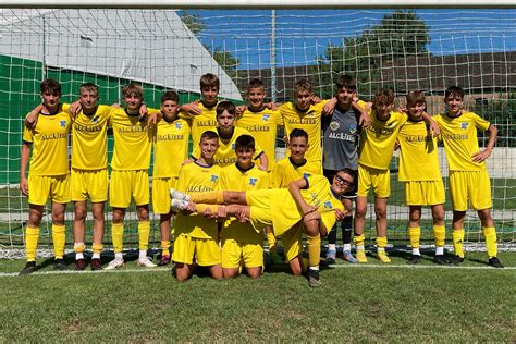 Gyirmót FC csapatfotó