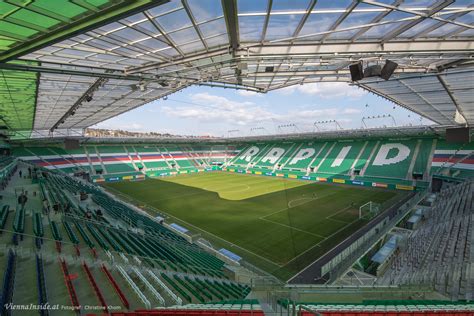 Rapid Wien szurkolók az Allianz Stadionban