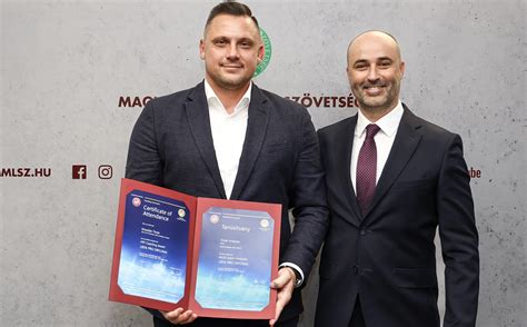 Pro-licenc edzők tanfolyamon