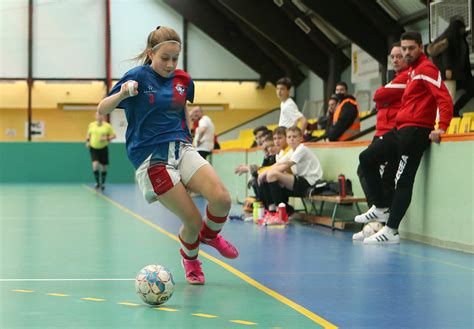 Leány futsal mérkőzés pillanatképe