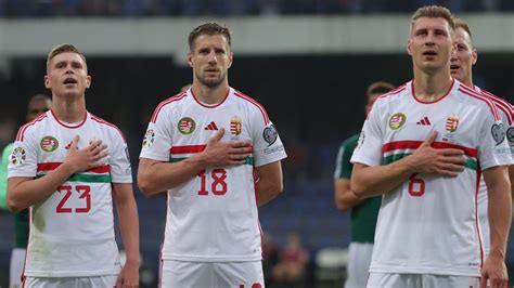 Labdarúgó játékosok egy-egy elleni küzdelme