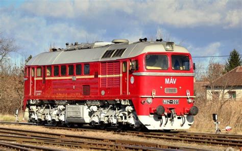 Az M62 001 Szergej felújított állapota
