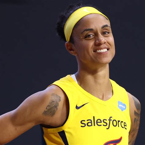 Candice Dupree akcióban a Sopron Basket színeiben