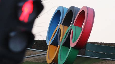 A közmédia logója olimpiai dekorációval